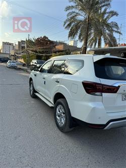 نیسان ئێکستێرا